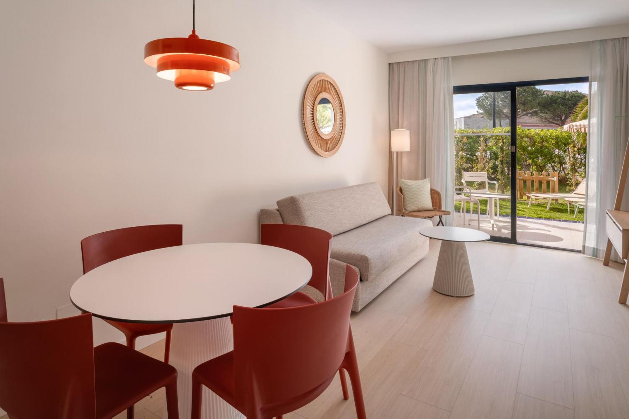 Sol Suite Private Garden